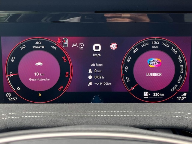 Skoda Superb 2.0 TDI Combi Sportline