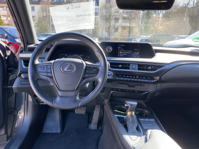 Lexus UX 250h Style Edition