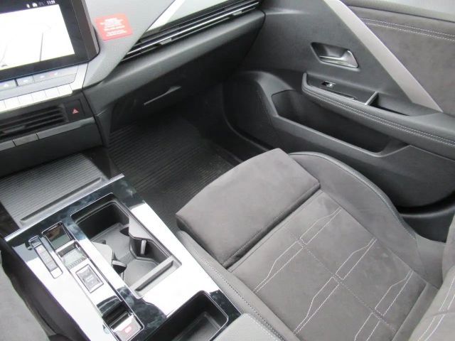 Opel Astra Sports Tourer Ultimate