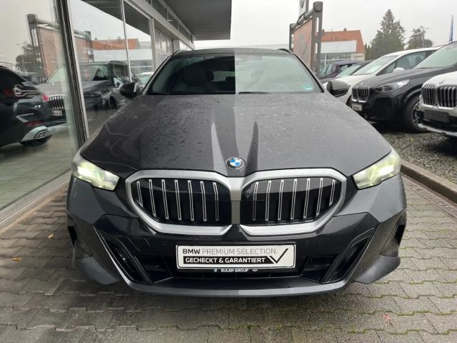 BMW 540 540d M-Sport Touring xDrive