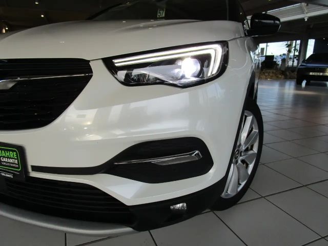 Opel Grandland X 1.2 Turbo Turbo Ultimate