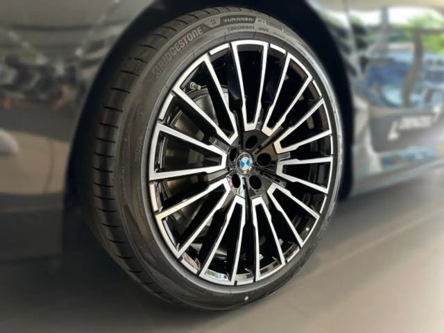 BMW 750 G70 Sedan xDrive