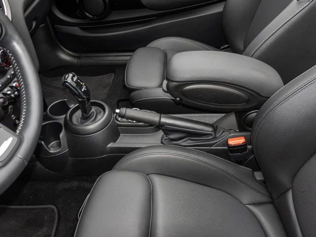 MINI Cooper Cabrio Cooper JCW Trim LED ACC SiHz Navi KlimaA Komf RFK