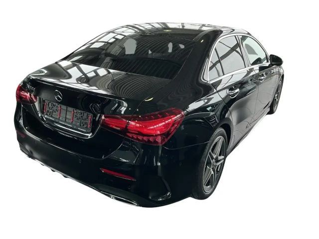 Mercedes-Benz A 200 AMG Line