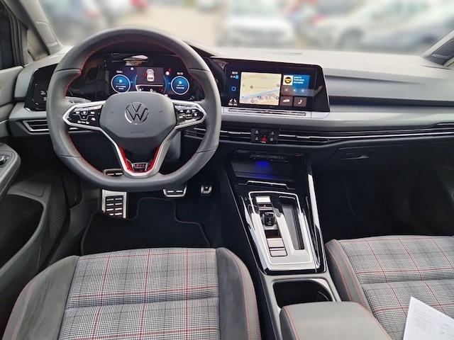 Volkswagen Golf Style