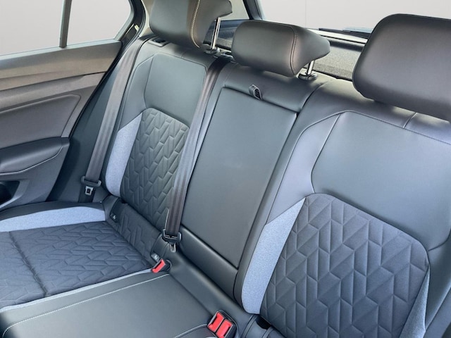 Volkswagen Golf 1.5 TSI