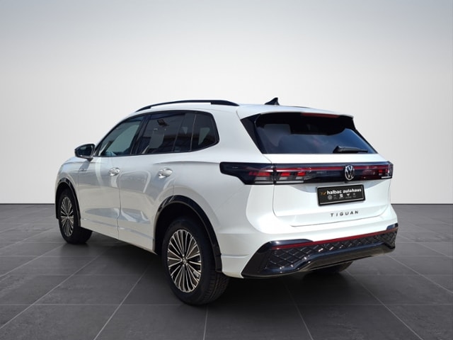 Volkswagen Tiguan 2.0 TDI DSG 4Mo R-Line+MATRIX+AHK+NAVI+WR+PANOD+STANDHEIZ