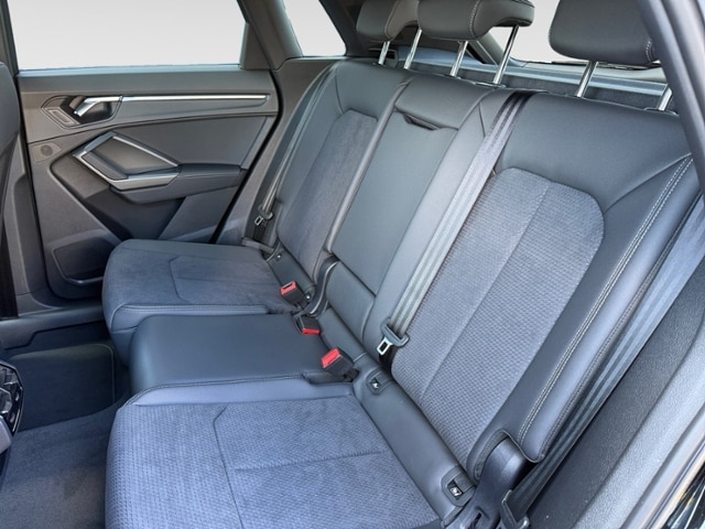 Audi Q3 35 TDI S-Tronic