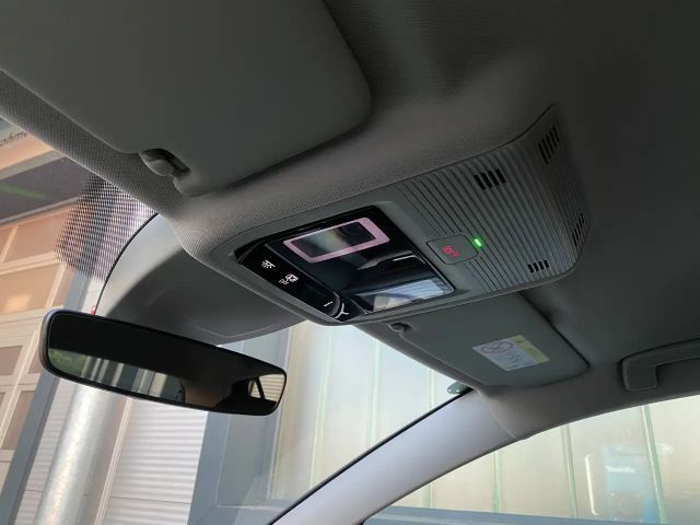 Volkswagen Golf e-Golf eHybrid