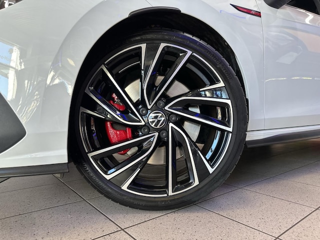 Volkswagen Golf 2.0 TSI GTI