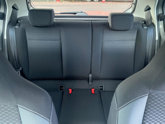 Volkswagen up! Active