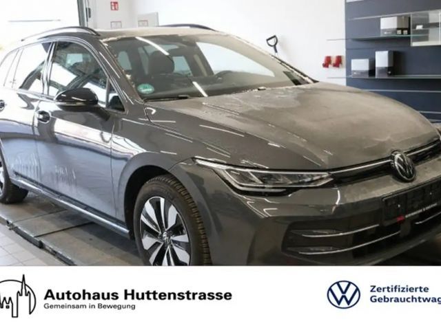 Volkswagen Golf 1.5 eTSI DSG Golf VIII Variant