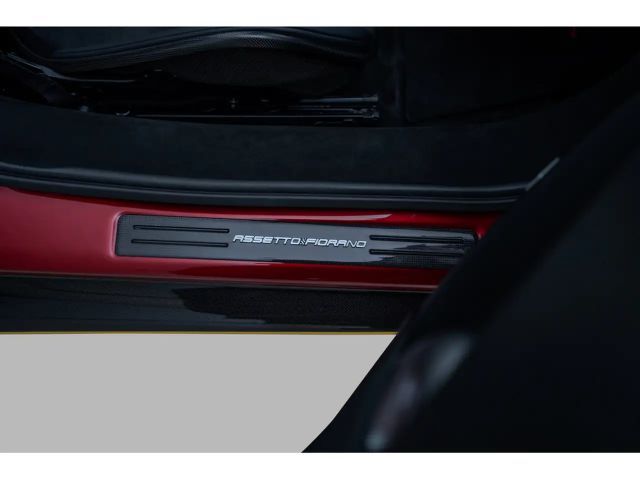 Ferrari 296 GTS >ROSSO COBRUN*LOW MIL.*FULL CARBON<