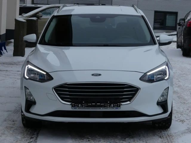 Ford Focus Cool & Connect Wagon