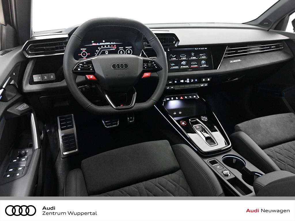 Audi RS3 S-Tronic Sedan