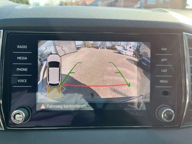 Skoda Karoq 1.5 TSI Ambition Clever