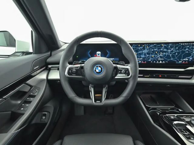 BMW 530 530e M-Sport xDrive