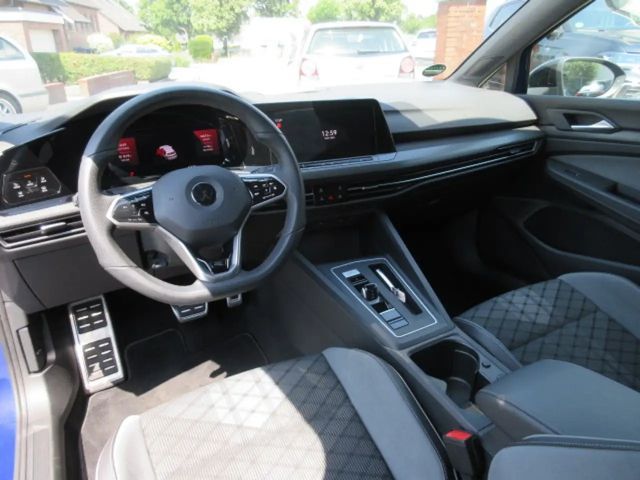 Volkswagen Golf DSG IQ.Drive R-Line Style