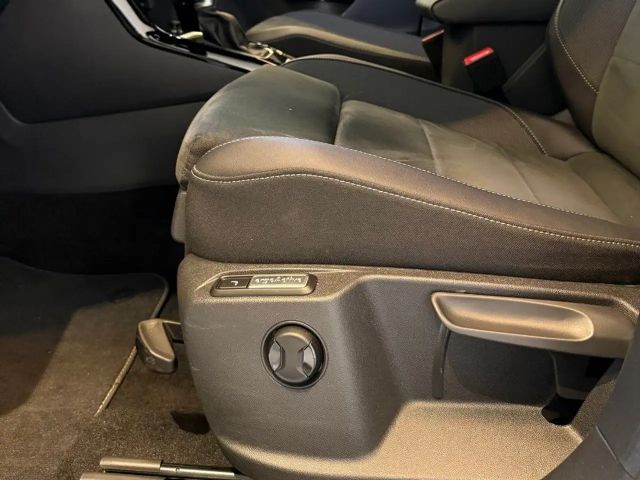 Volkswagen T-Roc 1.5 TSI R-Line