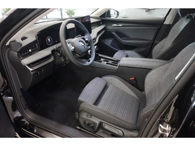 Skoda Superb 2.0 TDI Combi Selection