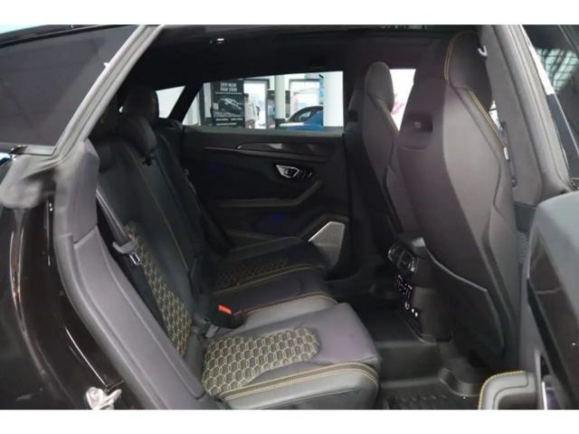 Lamborghini Urus Ceramic,Carbon,B&O Sound,Voll,Garantie06/26