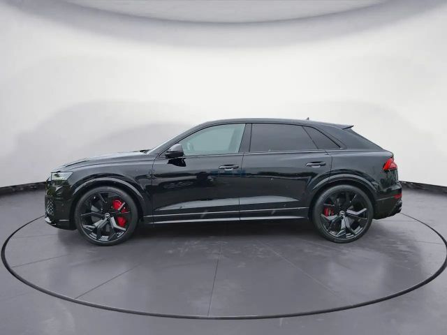 Audi RS Q8 Quattro