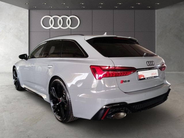 Audi RS6 Avant Quattro