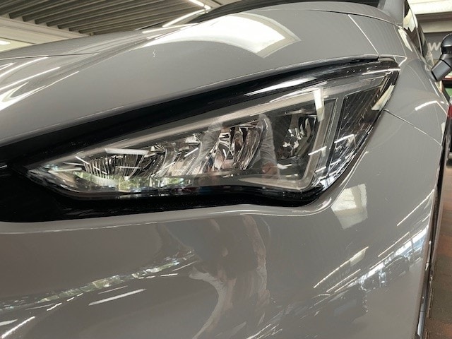 Cupra Born electric Navi Wärmepumpe Massagesitze LED ACC Mehrzonenklima Fahrerprofil
