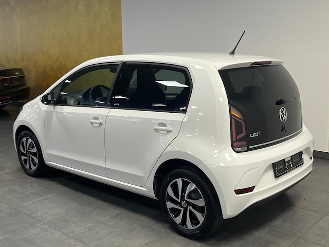Volkswagen up! Active