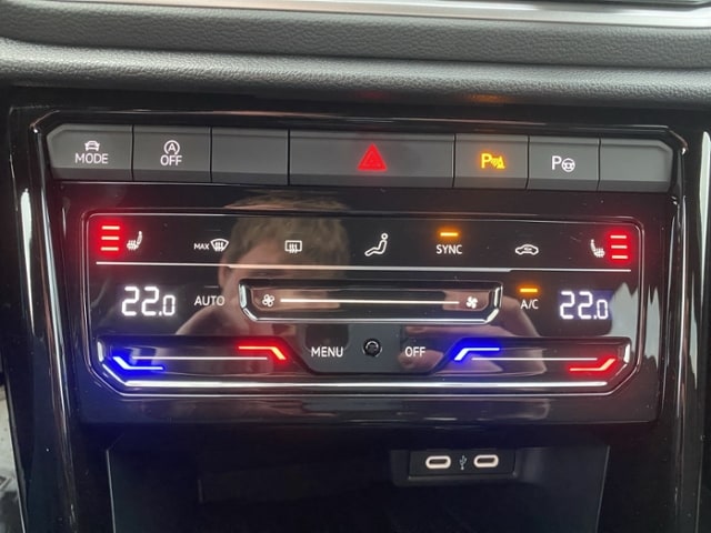 Volkswagen T-Roc 1.5 TSI DSG R-Line