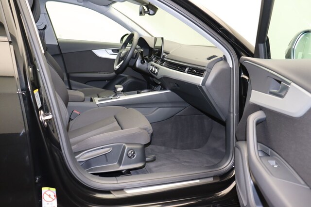 Audi A4 35 TFSI Avant S-Tronic