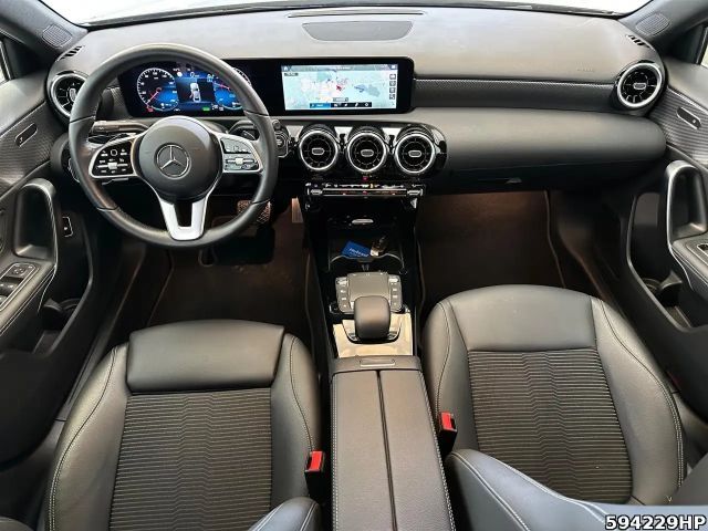 Mercedes-Benz A 250 Progressive