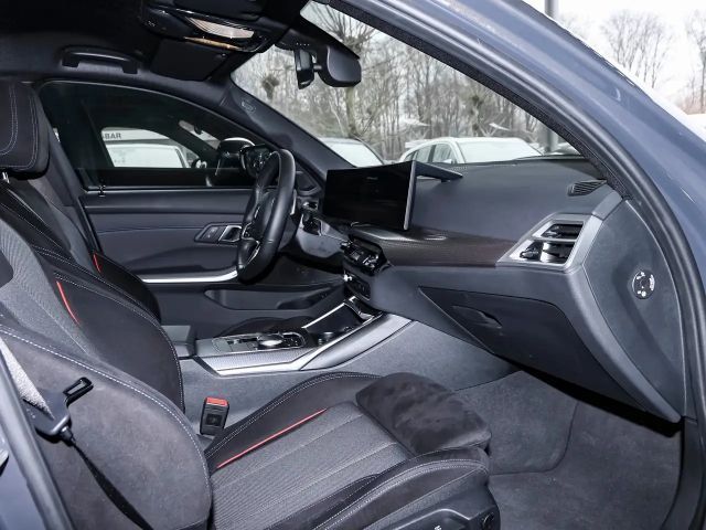 BMW 330 330i M-Sport xDrive