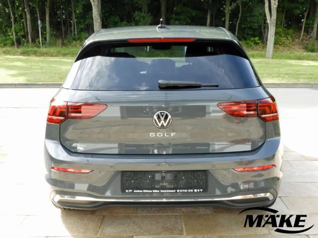 Volkswagen Golf 1.5 TSI