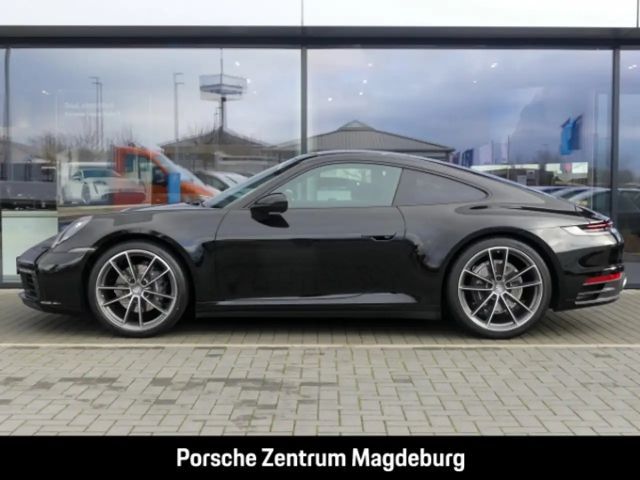 Porsche 992 Carrera Coupé