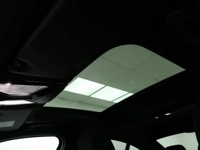 BMW 320 320d M-Sport Sedan xDrive