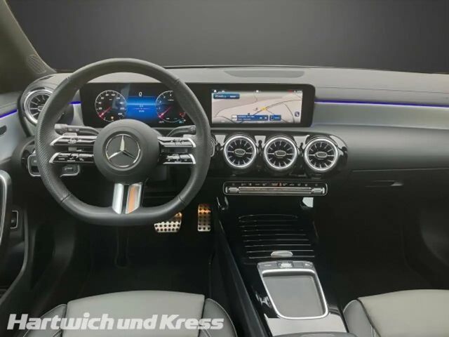 Mercedes-Benz CLA 200 AMG Line Shooting Brake