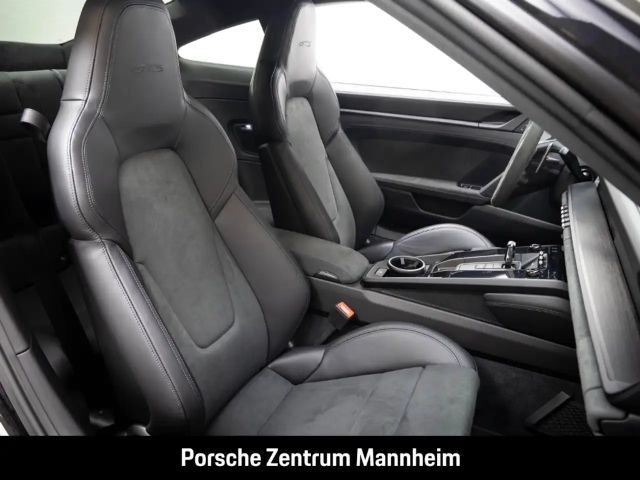 Porsche 992 4 Carrera Coupé GTS