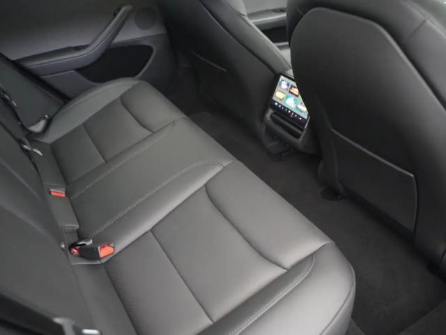 Tesla Model 3 Standard Range