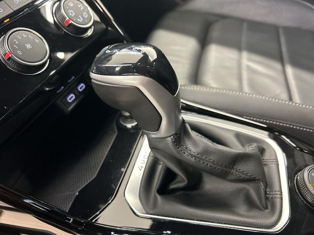 Volkswagen T-Roc 2.0 TSI DSG R-Line