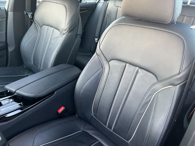 BMW 520 520d Luxury Line Touring xDrive