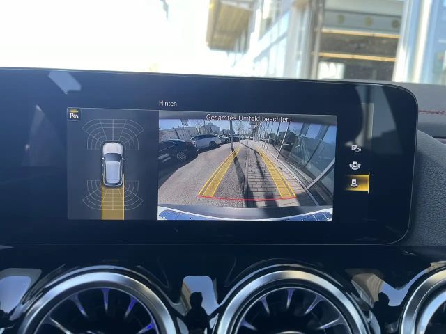 Mercedes-Benz EQA 350 4MATIC AMG Line