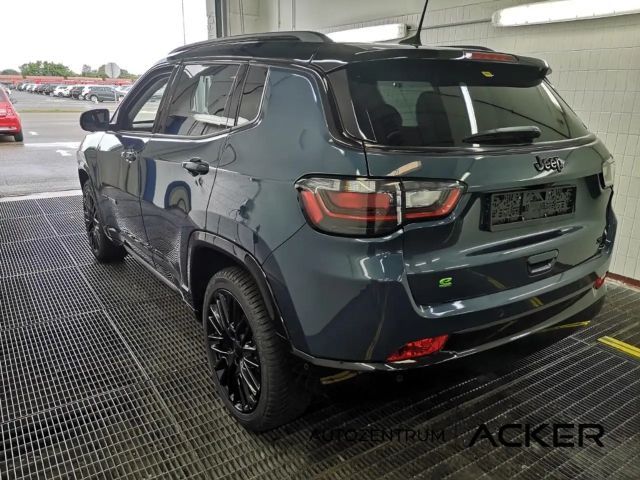 Jeep Compass Hybrid