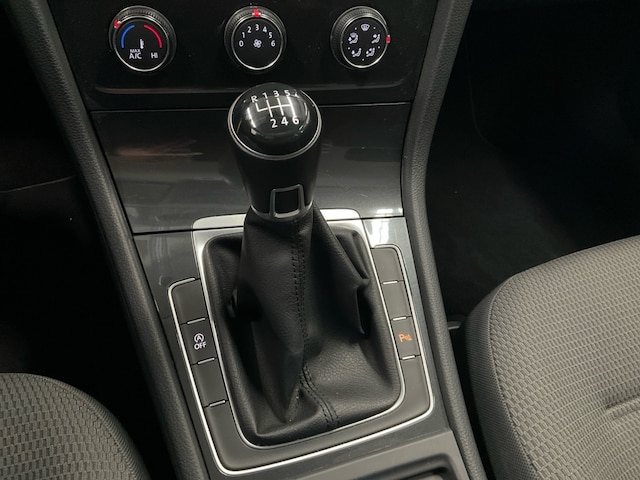 Volkswagen Golf 1.0 TSI Golf VII Variant