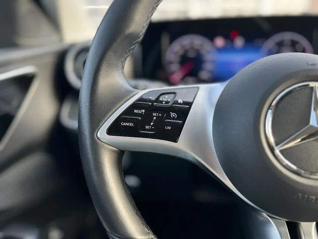 Mercedes-Benz C 220 AVANTGARDE C 220 d Estate