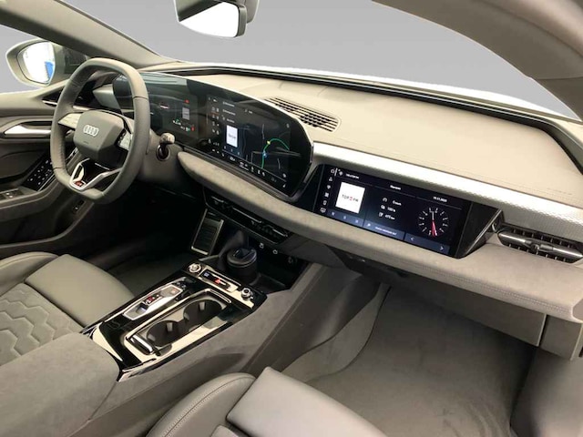 Audi A6 e-tron Avant Quattro