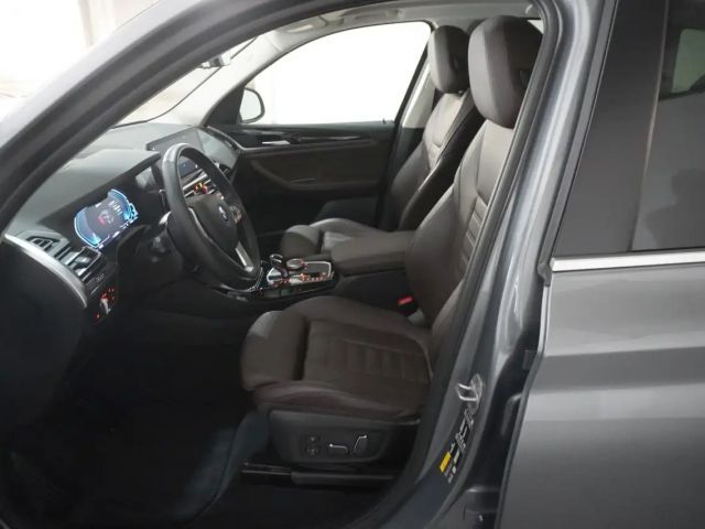 BMW X3 xDrive30e