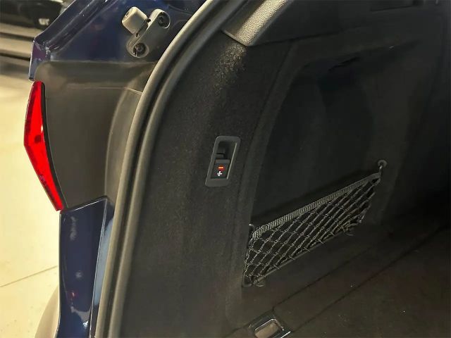 Audi A4 40 TFSI Avant Quattro S-Line