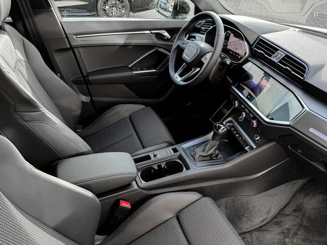 Audi Q3 35 TFSI S-Line
