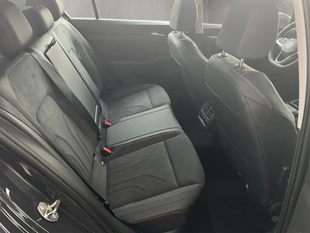 Volkswagen Golf 1.5 TSI Golf VIII Style